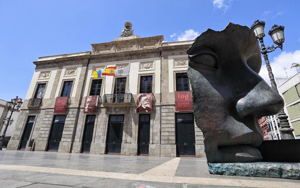 La fachada del Teatro Guimerá.