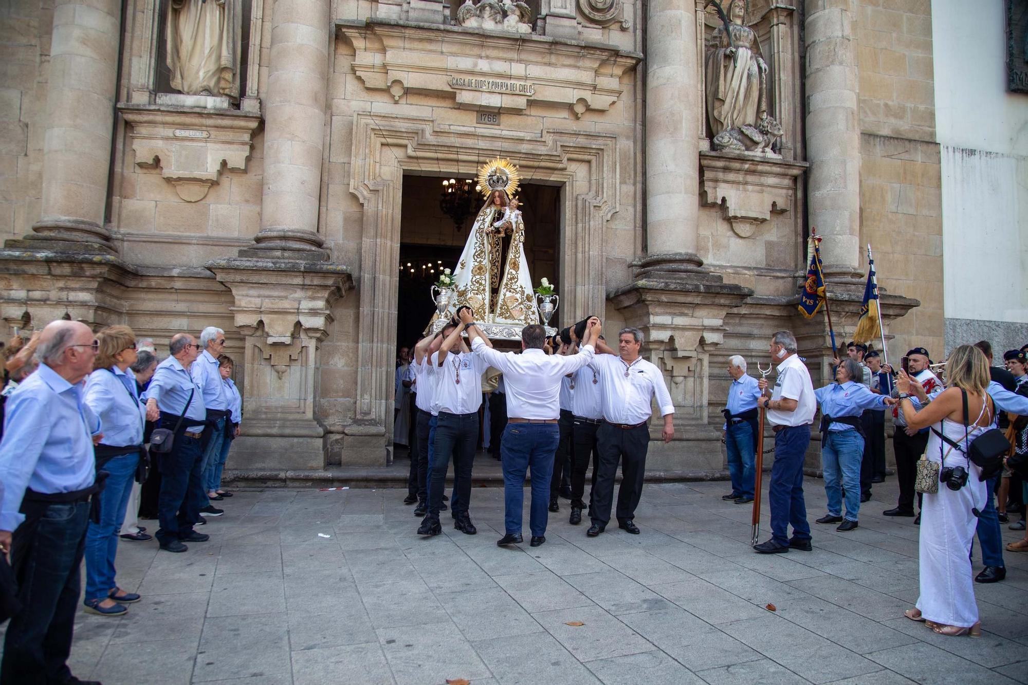 Los marineros de A Coruña celebran la festividad de la Virgen del Carmen