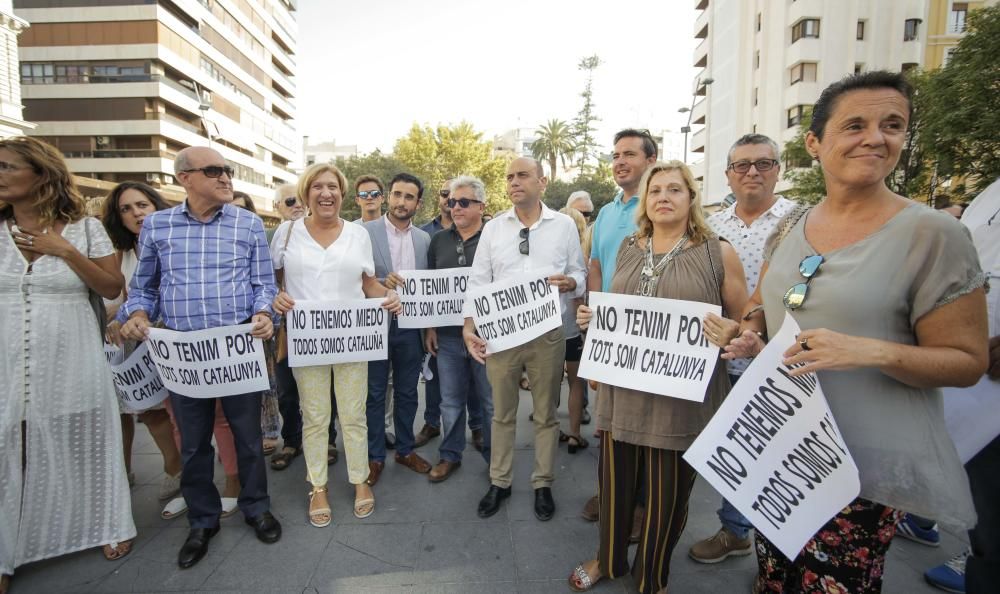 Concentración contra el terrorismo en Alicante