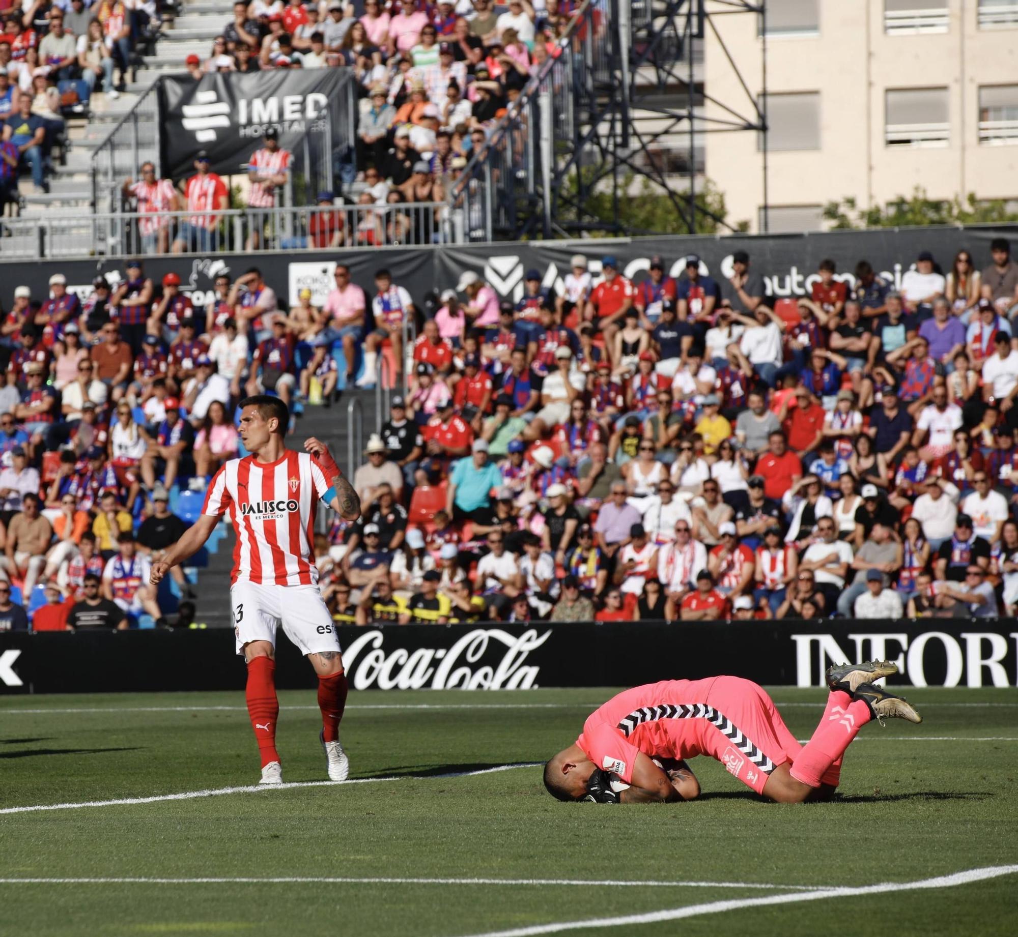 EN IMÁGENES: Así fue el partido entre el Eldense y el Sporting