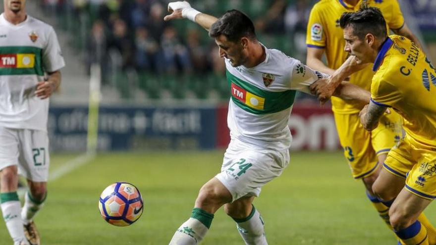 Borja Valle, durante el encuentro de ayer frente al Alcorcón