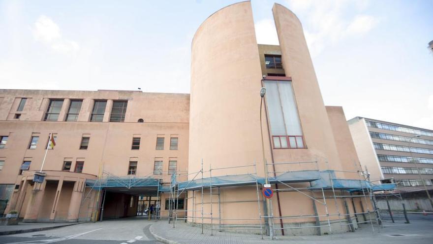 Cuartel de Lonzas en A Coruña. // Roller