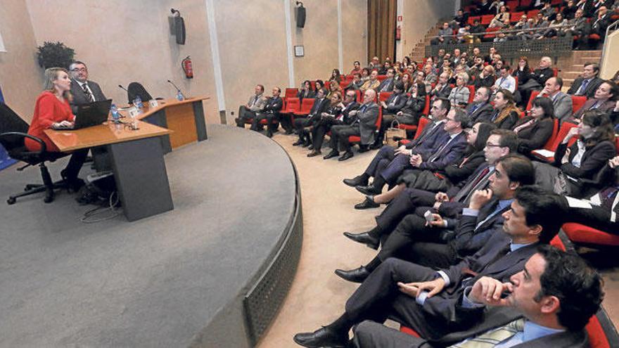 Blanca Zayas congregó a numeroso público y a profesionales de la comunicación.