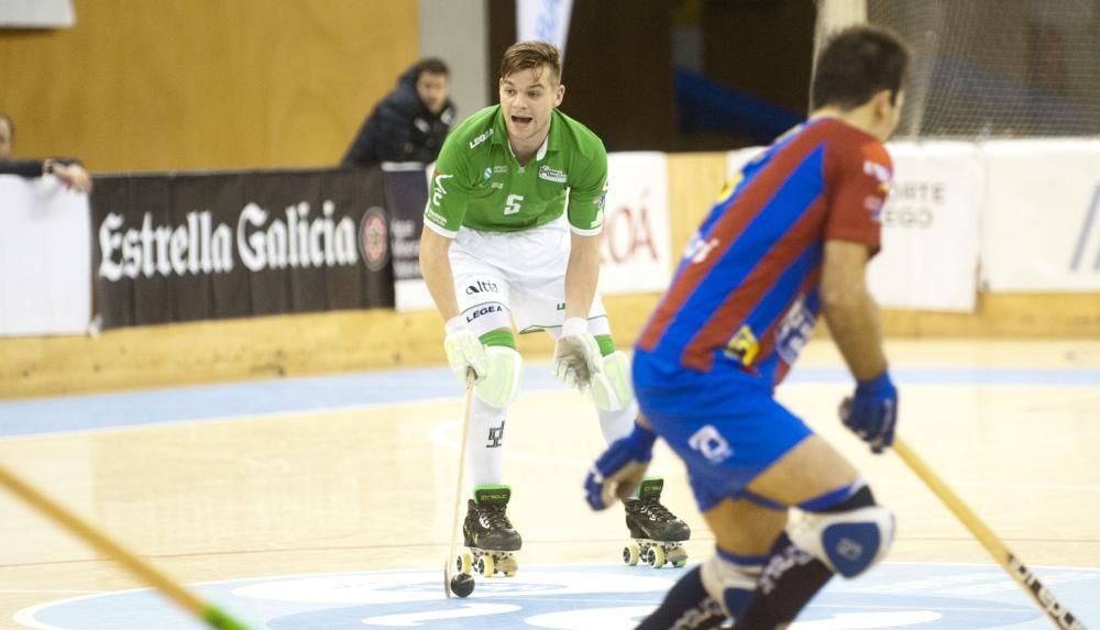 Dos puntos que vuelan de Riazor