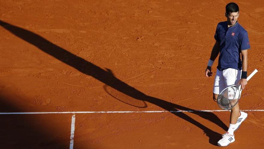 Djokovic entrenará solo hasta que encuentre nuevo entrenador.