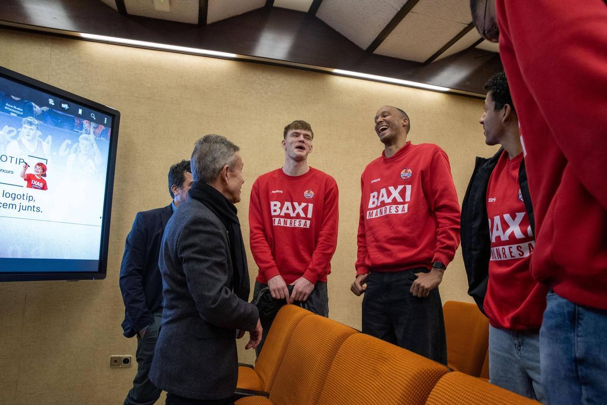 Imatges de la presentació de la refundació de la Fundació del Bàsquet Manresa