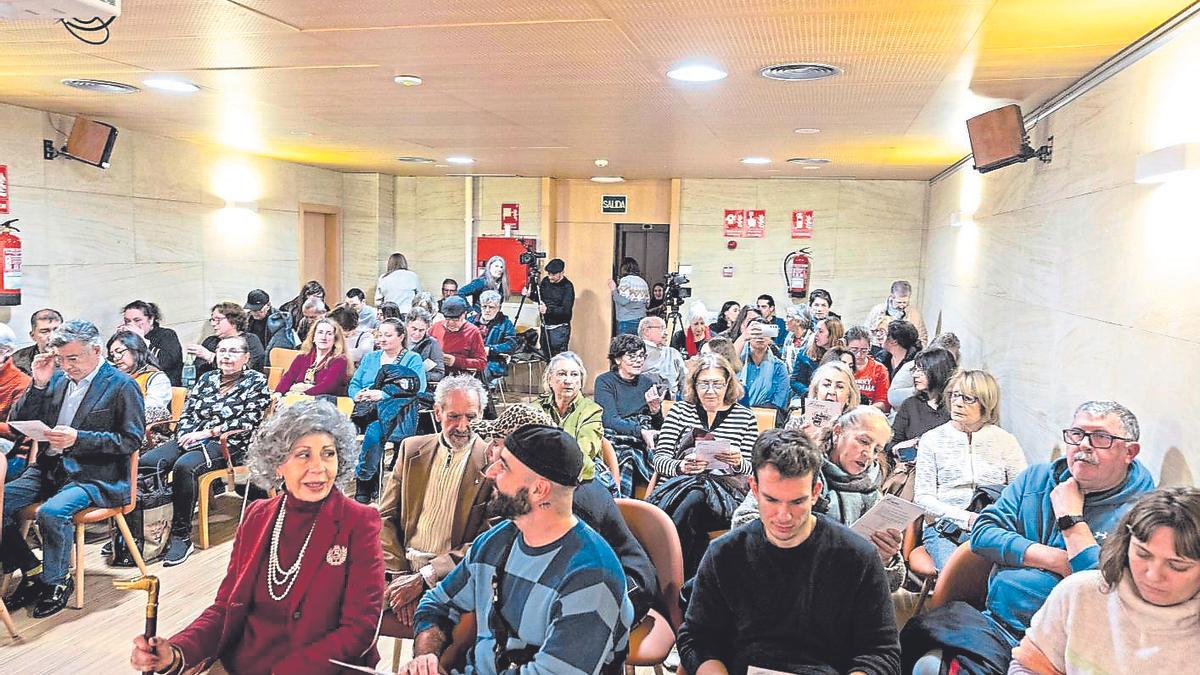 LOCAL. OBRA DE TEATRO DE LOS VECINOS DEL BARRIO DEL PUIG DE SANT PERE.