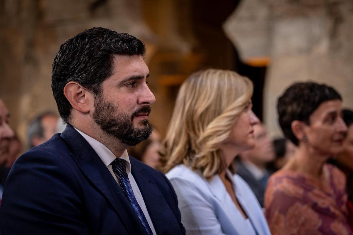 Alejandro Nolasco y Pilar Alegría.