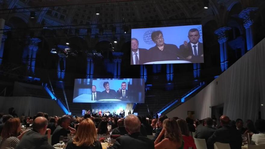 Javier Cercas guanya el Planeta per un «thriller» amb el rerefons dels atemptats del 2017