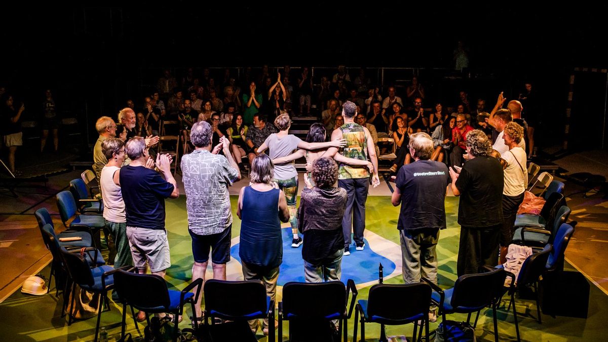 Imatge de l'espectacle 'L'important és participar'.