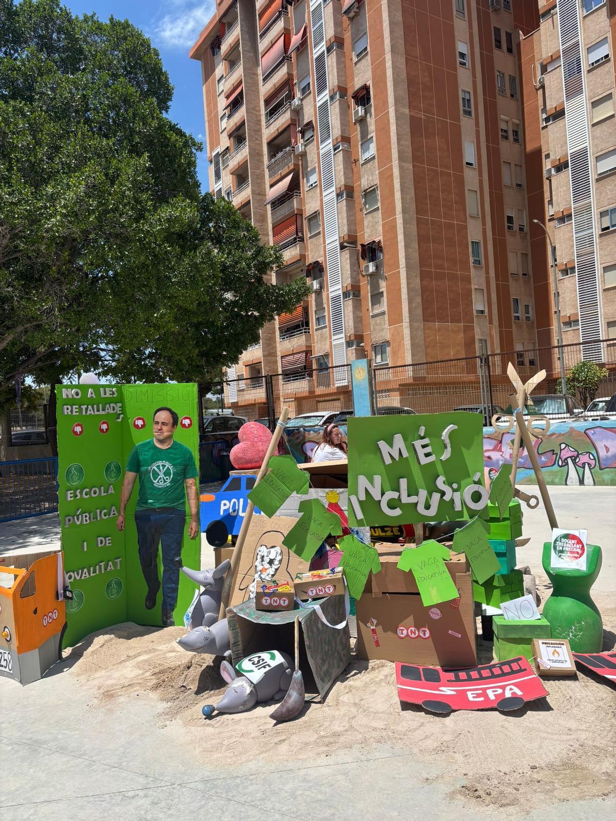La hoguera del colegio Santo Ángel de la Guarda de Alicante, que ha acabado en denuncia