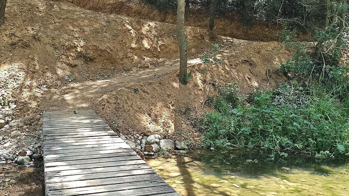 Un dels elements a l’espai natural per tal de permetre el passeig.  | DDG