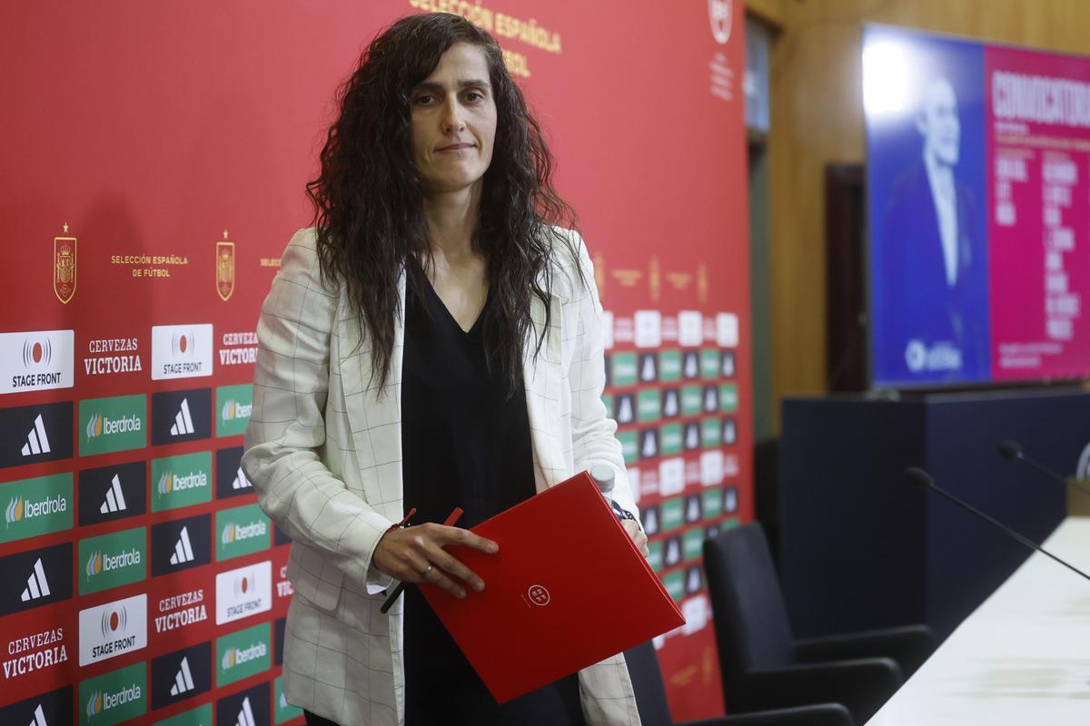 Rueda de prensa  seleccionadora española de fútbol, Montse Tomé