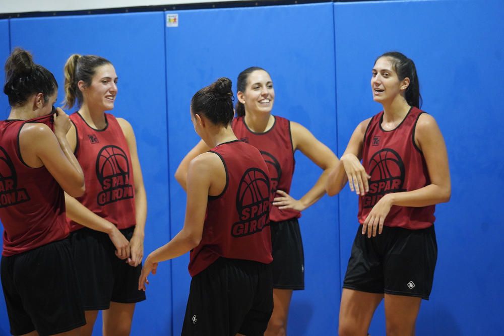 Primer entrenament grupal de l'Spar Girona