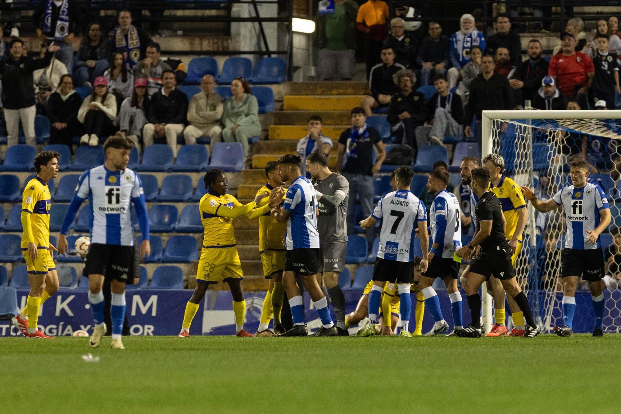 El Hércules derrota al Alcorón con dos goles en la segunda parte