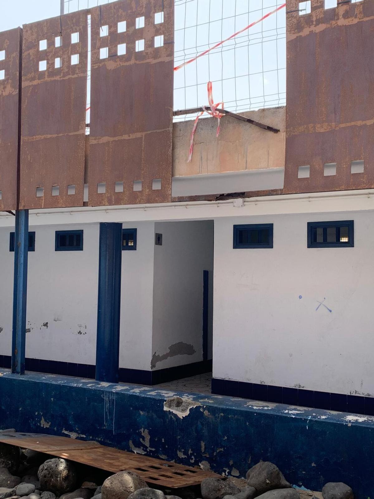 Deficiencias en el balneario y accesos a la playa de La Garita, en Arrieta Deficiencias en el balneario y accesos a la playa de La Garita, en Arrieta