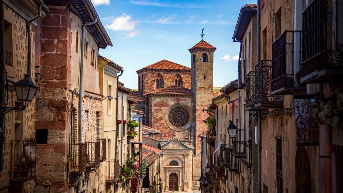 Esta ciudad manchega es una de las joyas medievales mejor conservadas del país.