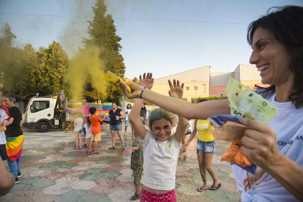 Primera edició de la Rainbow party LGTBI a Sant Vicenç de Castellet