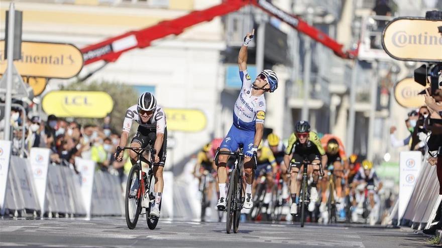 Alaphilippe triunfa y Francia disfruta