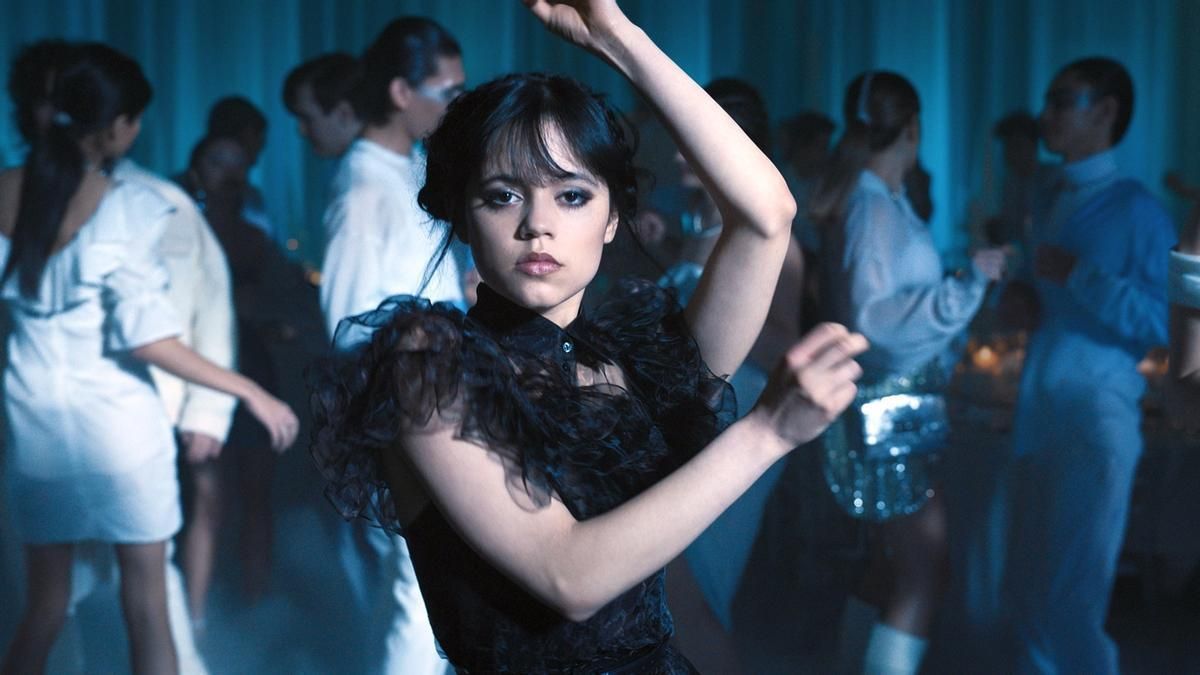 La actriz Jenna Ortega en su papel de Miércoles