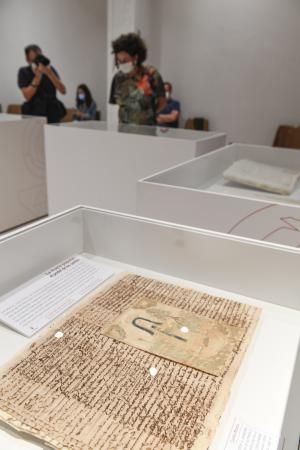 23-06-20 GENTE Y CULTURA. MUSEO CANARIO.LAS PALMAS DE GRAN CANARIA. Exposicion 'Entre Brujas y Papeles', donde se mostrará una selección de documentos del archivo de la Inquisición de Canarias relacionados con la práctica de la brujería y las tradiciones de la noche de San Juan.. Fotos: Juan Castro  | 23/06/2020 | Fotógrafo: Juan Carlos Castro