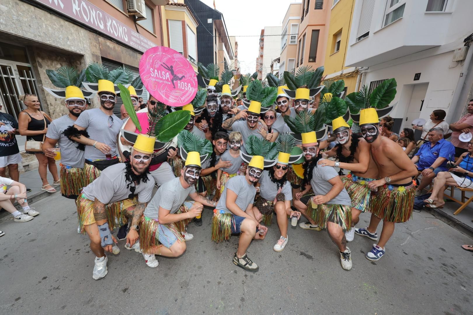 Galería | El Grau disfruta de su desfile de peñas
