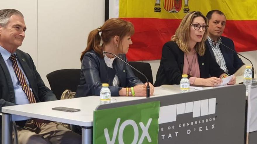 Vox presenta en Elche a sus candidatos para las elecciones municipales