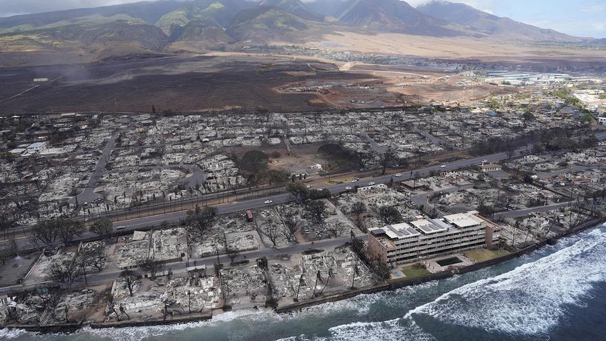 Aumenta a 101 la cifra oficial de fallecidos por los incendios en Hawái