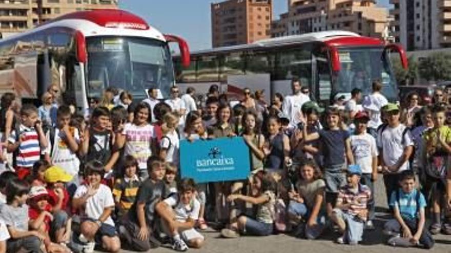 Un centenar de niños de Castellón viajan a la colonia Seidía de campamento de verano