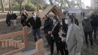 Cort inaugura el parque de aventuras del bosque de Bellver entre protestas vecinales
