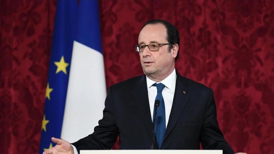 Hollande entra en campaña