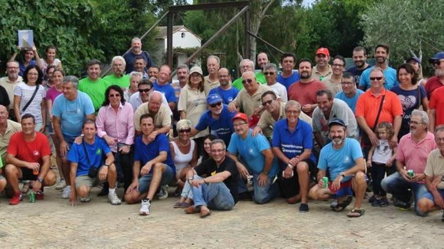 Silla La Asociación de Vela Latina celebra el memorial por los barqueros