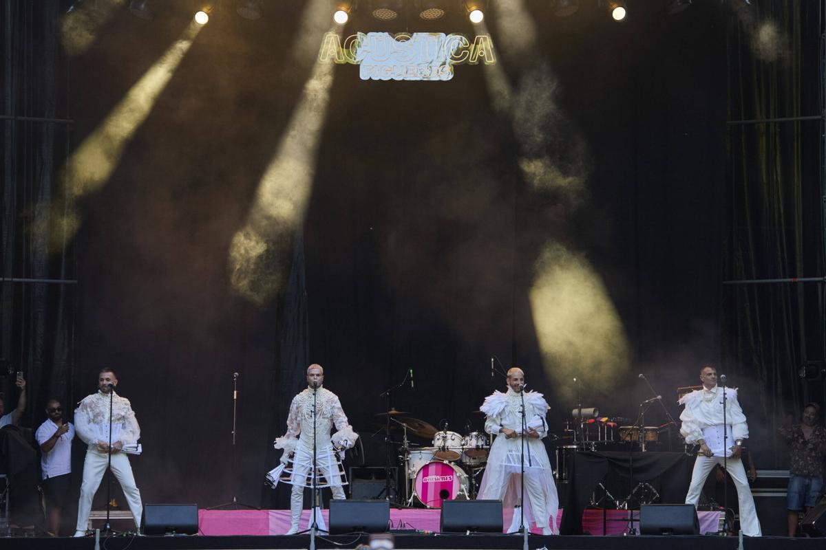 Les imatges del concert de Locomia al Festival Acústica