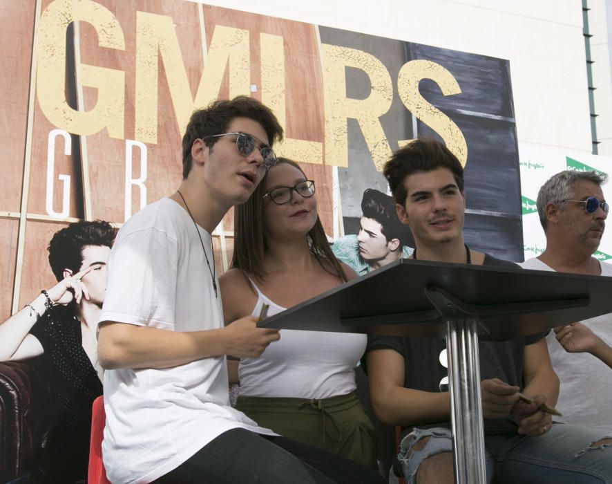 08/08/2017  firma de dsdiscos del grupo Gemeliers