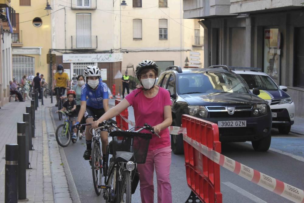 Cadena ciclista organizada en Ontinyent en el Día Mundial de la Bici