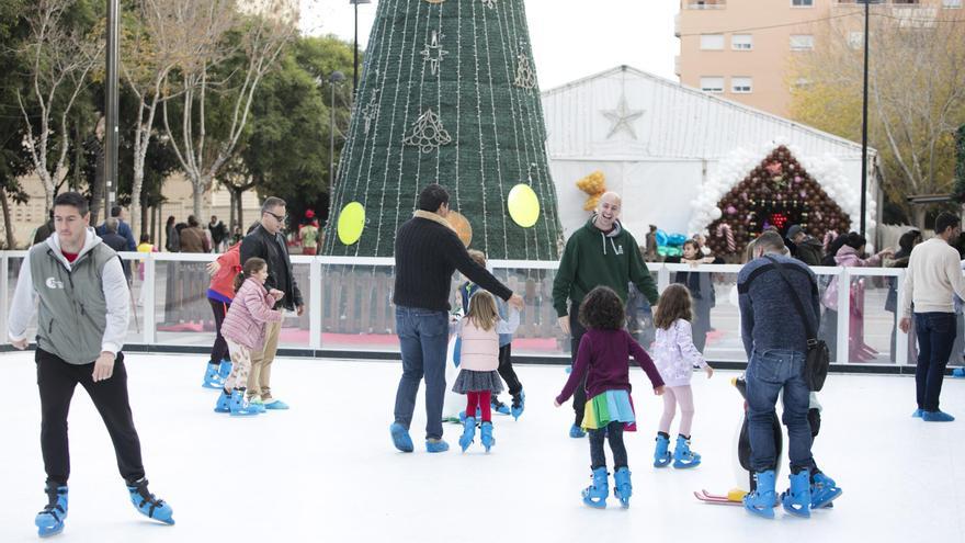 La apertura de la pista de hielo de Ibiza se retrasa