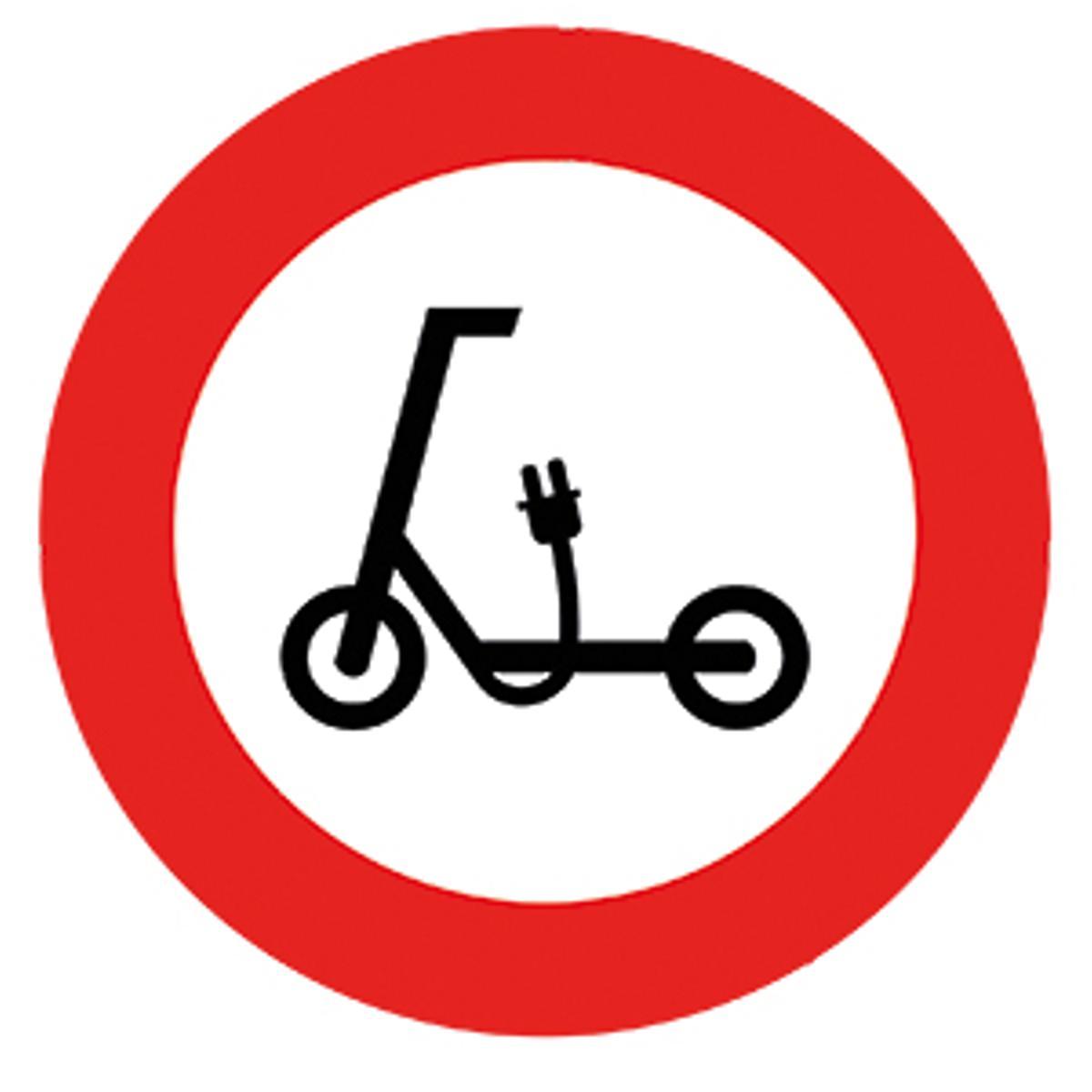 R-118 Entrada prohibida a vehículos de movilidad personal
