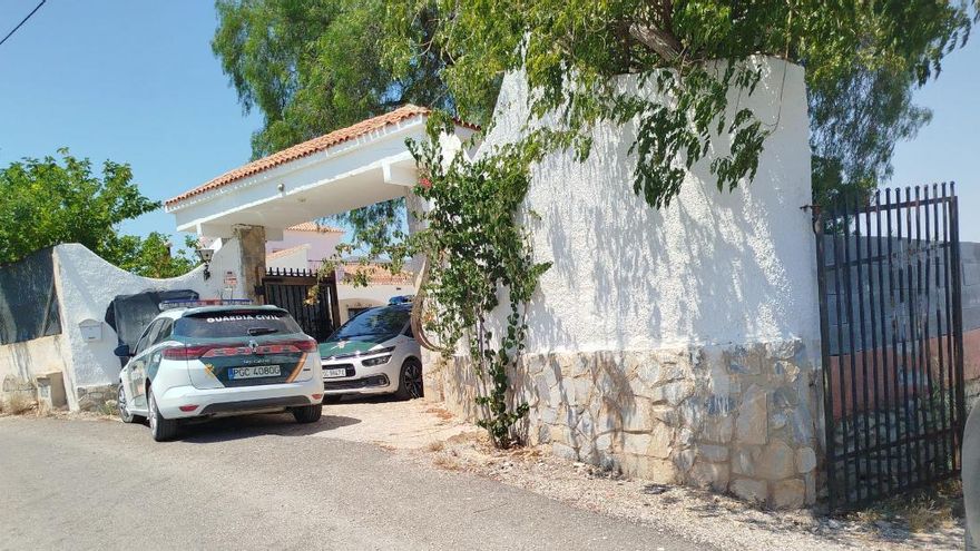 Suceso insólito en Crevillent: un grupo vecinal de Whatsapp, un perro abatido a tiros y una banda armada en prisión