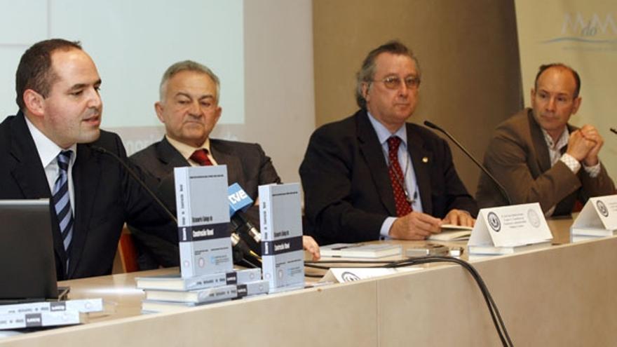 De izq. a derecha, Manuel Míguez, Méndez Romeu, Guillermo Gefaell y Pablo Carrera, en la presentación.