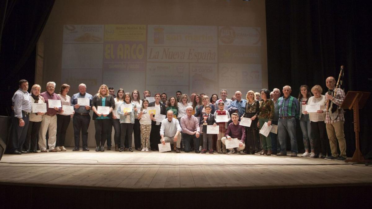 Participantes en la gala de entrega de premios del concurso en el año 2018. | LNE