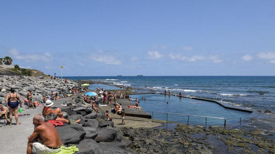 Las piscinas naturales de La Laja, cerradas al público: motivos y plazos