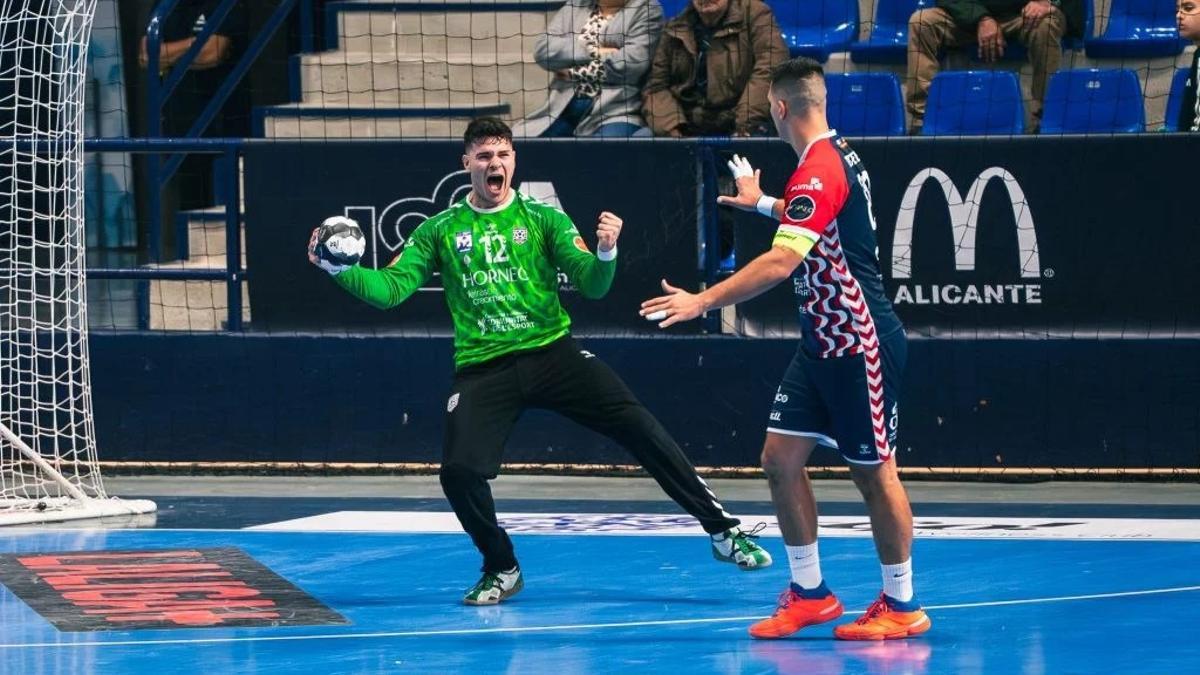 El Horneo EÓN Alicante se lleva dos puntos claves ante un rival directo como el Viveros Herol BM Nava en un Pitiu Rochel para despedir el año más especial de la mejor manera posible (38-35).