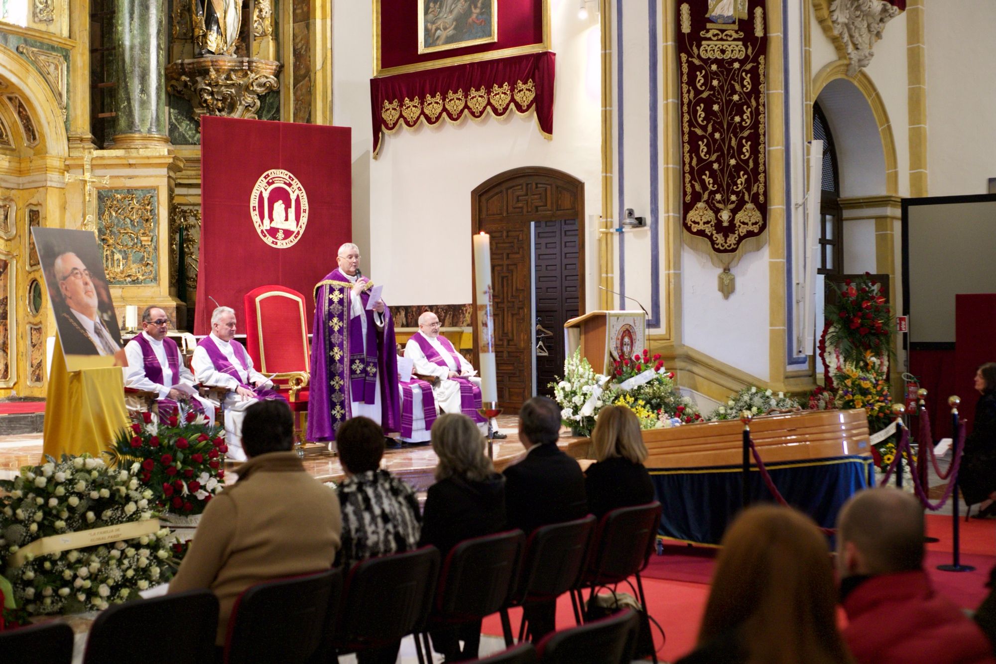 Imágenes | Cientos de personas se despiden de Mendoza en Los Jerónimos