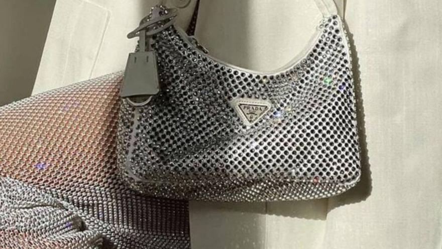 BOLSOS PRIMARK: Primark vende por sólo 12 euros el clon del bolso de  Bottega Veneta que arrasa entre las celebrities