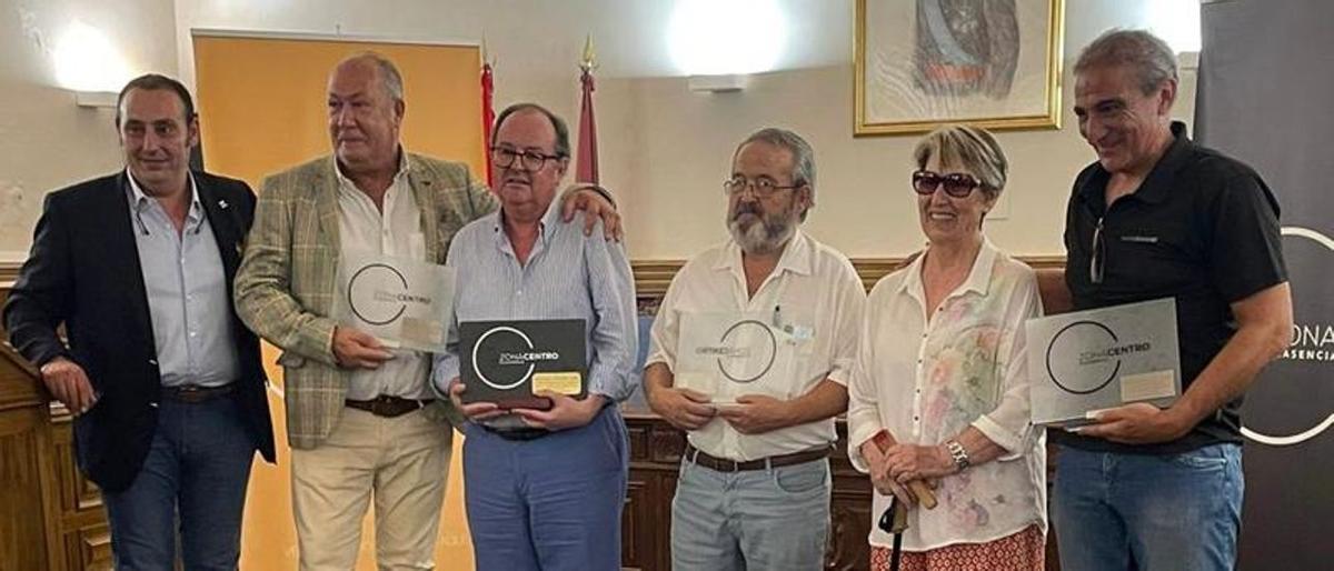 Responsables a lo largo de los años del comercio de la Zona Centro de Plasencia.