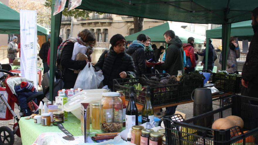 Fira d&#039;economia social i solidària organitzada pel CDR a Manresa