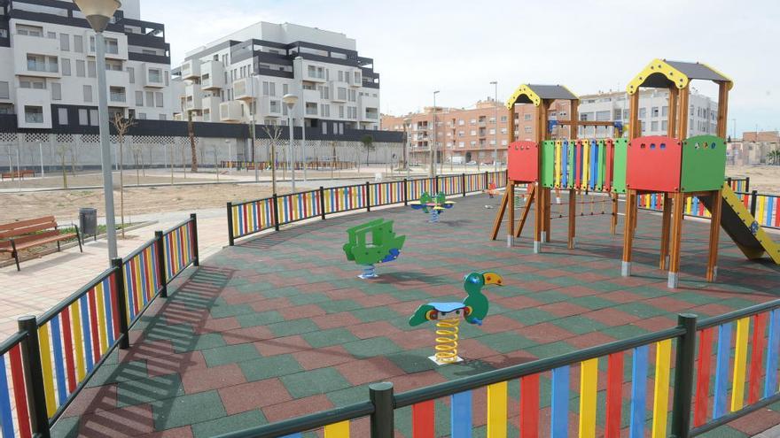 Hasta cinco jardines con zonas de juegos infantiles darán servicio al nuevo espacio de 36.600 metros cuadrados.
