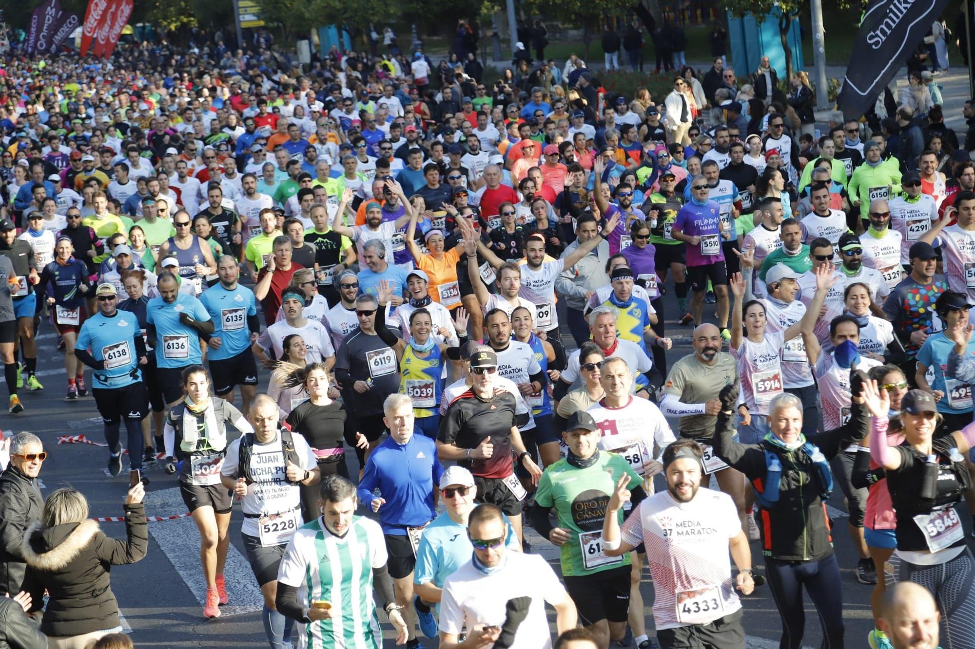 Media Maratón de Córdoba 2023: la carrera, en imágenes