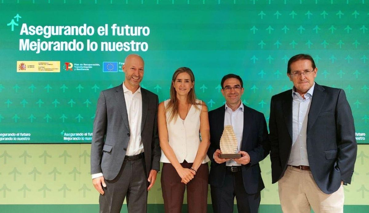 Premi del Govern a una planta per reciclar aspes de molins de vent Premi del Govern a una planta per reciclar aspes de molins de vent