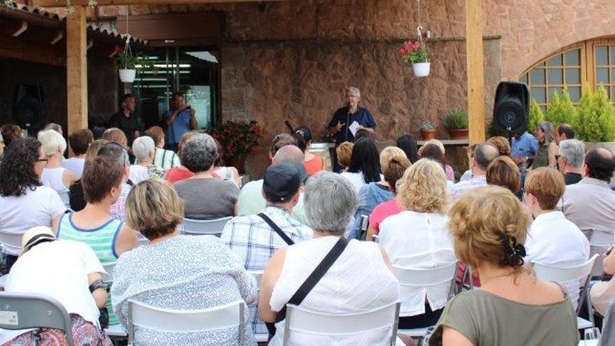 La biblioteca del campus lliga vi i literatura